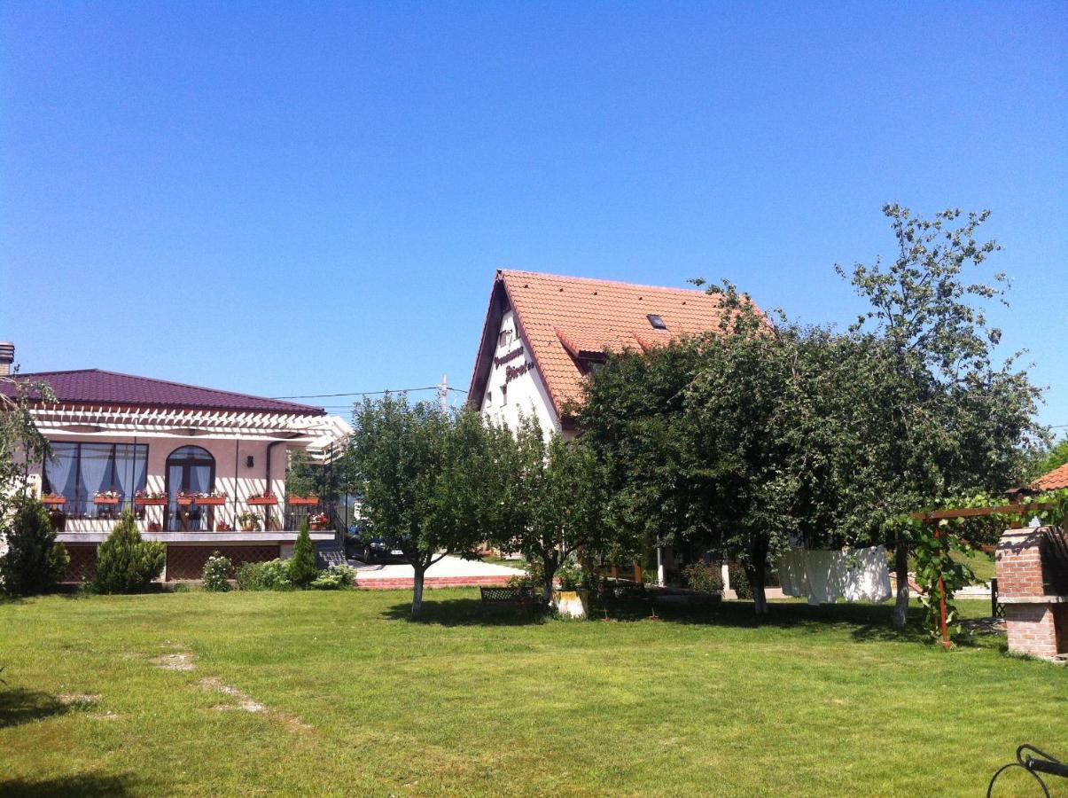 Villa Siret Sendreni Exterior foto